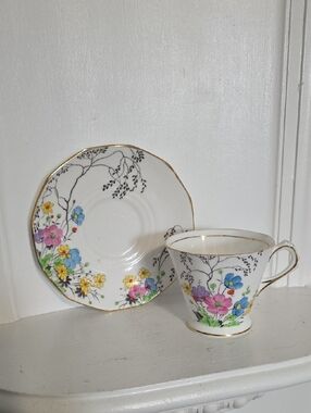 vintage Tuscan fine English bone china teacup and saucer Hand Painted